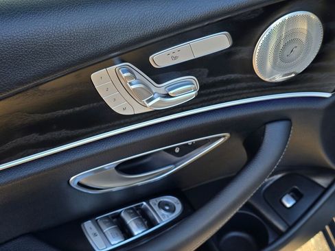 Used 2023 Mercedes-Benz E 450 4MATIC Sedan image 38