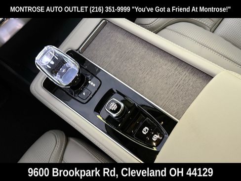 New 2026 Volvo XC90 B6 Ultra w/ Protection Package AWD/4WD image 26