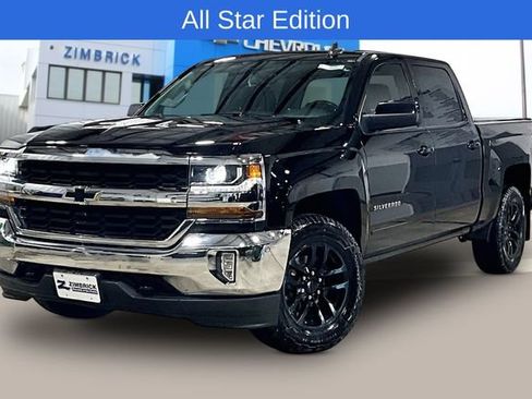 Used 2018 Chevrolet Silverado 1500 LT w/ All Star Edition AWD/4WD image 3