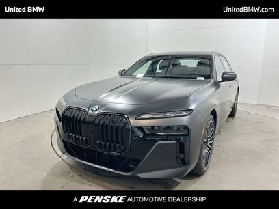 New 2026 BMW 750e xDrive w/ Executive Package