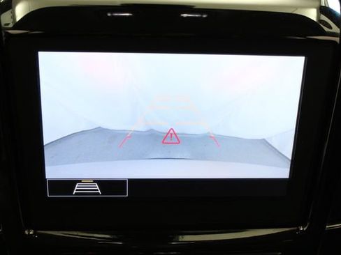 Used 2020 Chevrolet Traverse LT FWD image 30