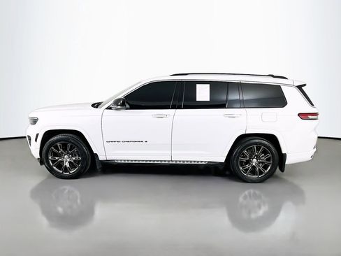 Used 2023 Jeep Grand Cherokee L Overland w/ MOPAR Finishing Package AWD/4WD image 4