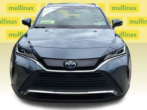 Used 2022 Toyota Venza XLE AWD/4WD image 14
