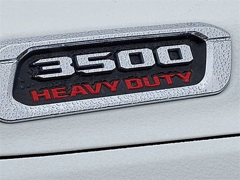 Used 2023 RAM 3500 Tradesman w/ Chrome Appearance Group image 28