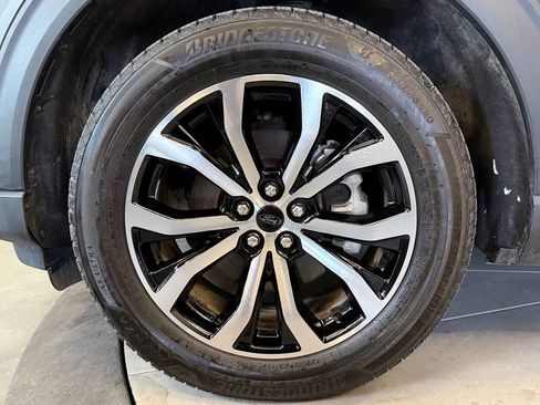 Used 2022 Ford Explorer ST-Line w/ Class IV Trailer Tow Package image 28