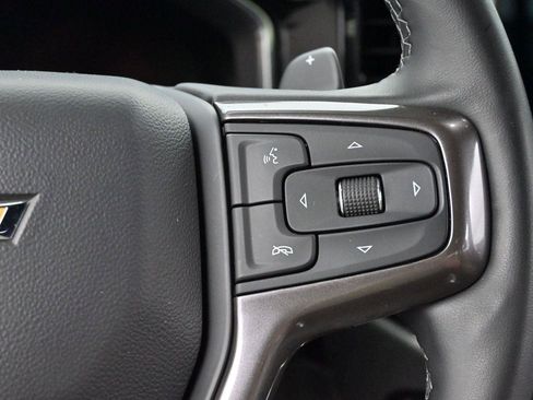 Used 2023 Chevrolet Silverado 1500 High Country w/ Technology Package AWD/4WD image 19
