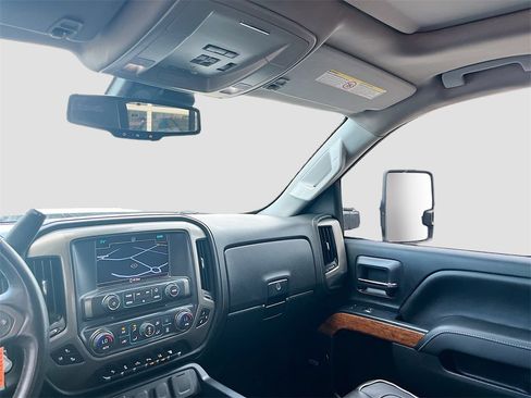 Used 2017 Chevrolet Silverado 2500 High Country w/ Duramax Plus Package image 25