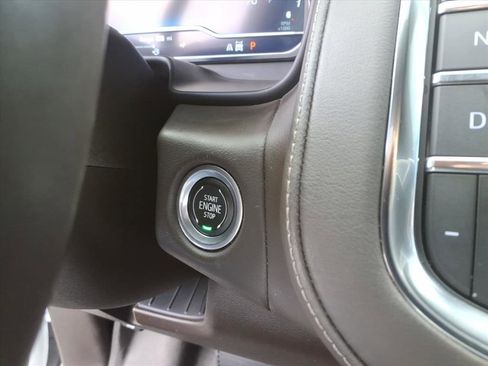 Used 2023 Chevrolet Tahoe Z71 image 12