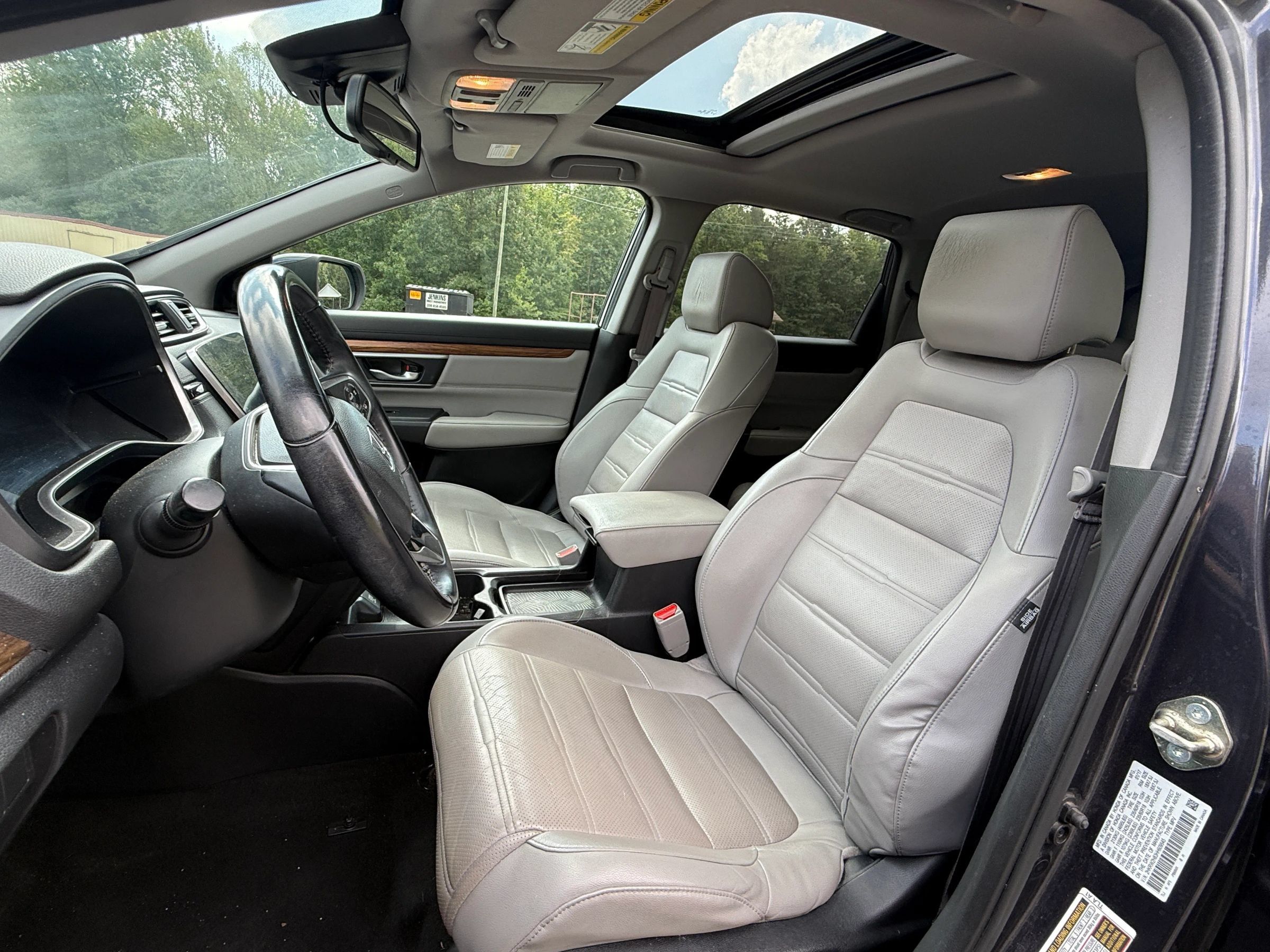 Used 2017 Honda CR-V EX-L image 2