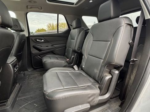 Used 2019 Chevrolet Traverse Premier w/ Redline Edition image 12