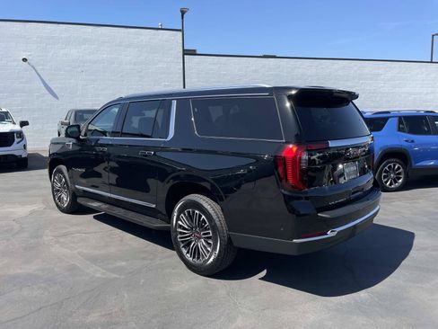 New 2026 GMC Yukon XL Elevation RWD image 5