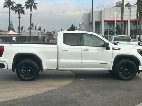 Used 2023 GMC Sierra 1500 Elevation w/ Preferred Package image 3