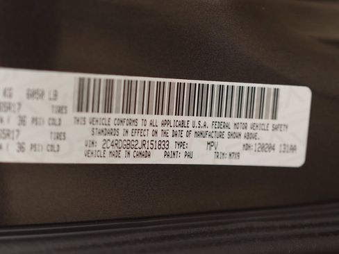 Used 2018 Dodge Grand Caravan SE image 32