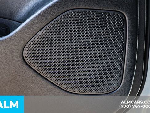 Used 2025 Nissan Rogue SV image 55