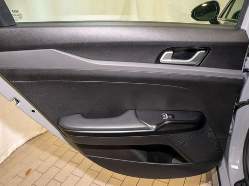 Used 2022 Kia K5 GT-Line w/ GT-Line FWD Premium Package image 9