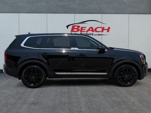 Used 2020 Kia Telluride LX AWD/4WD image 7