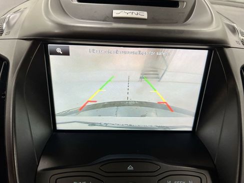 Used 2015 Ford Escape SE w/ Equipment Group 201A image 15