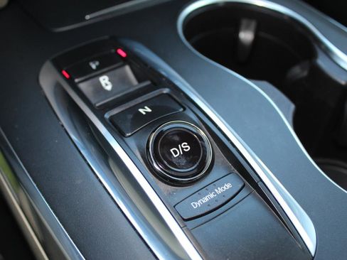 Used 2017 Acura MDX SH-AWD image 38