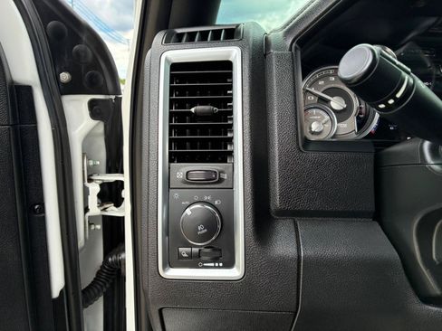 Used 2018 RAM 2500 Limited AWD/4WD image 24