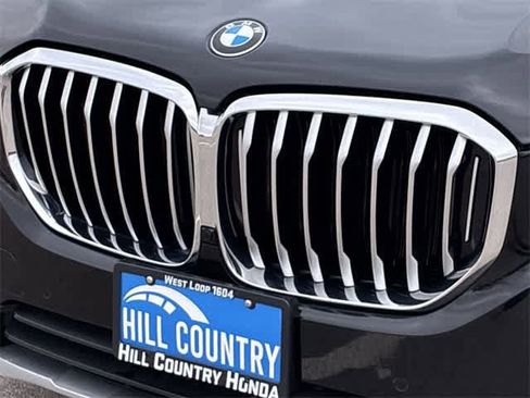 Used 2023 BMW X5 xDrive40i w/ Climate Comfort Package image 12