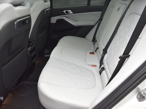 Used 2026 BMW X5 sDrive40i w/ Parking Assistance Package RWD image 17