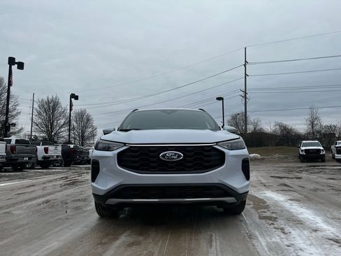 Used 2025 Ford Escape ST-Line Select image 4