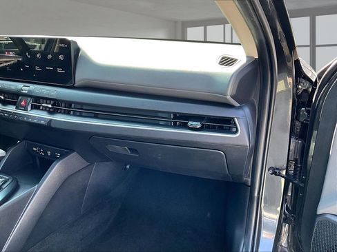 Used 2025 Kia K4 FWD image 15