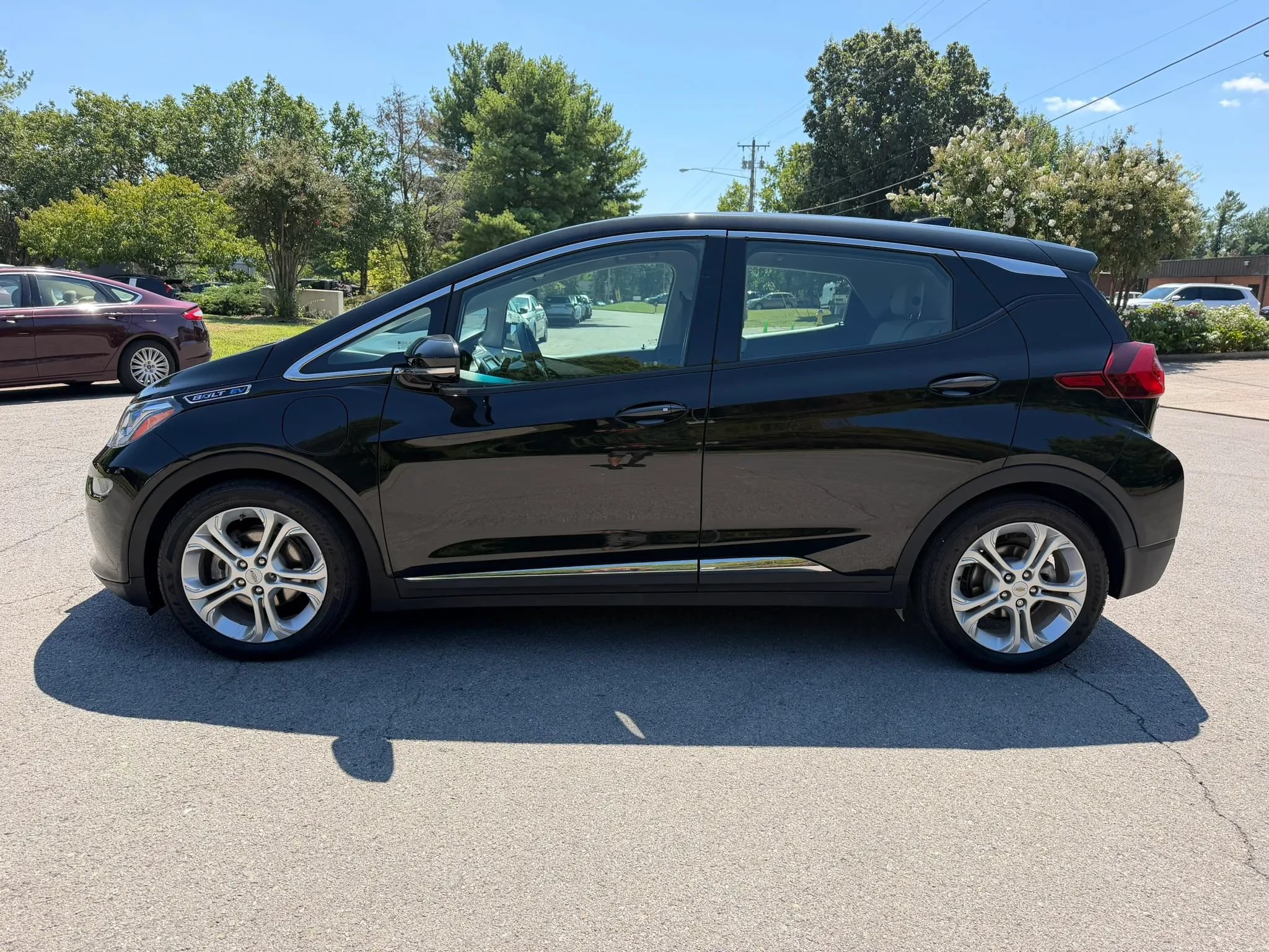 Used 2020 Chevrolet Bolt LT FWD image 8