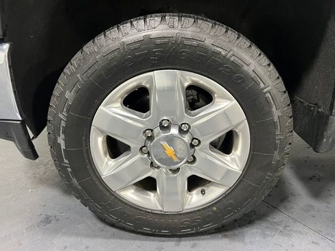 Used 2023 Chevrolet Silverado 2500 LTZ w/ Z71 Off-Road Package image 19