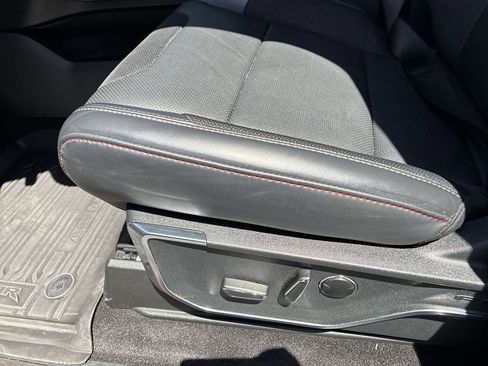 Used 2025 Ford F150 Raptor AWD/4WD image 12