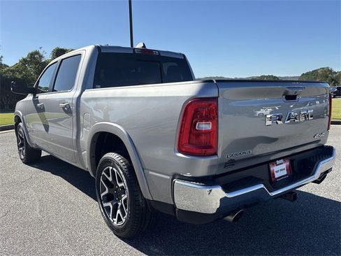 Used 2025 RAM 1500 Laramie image 7