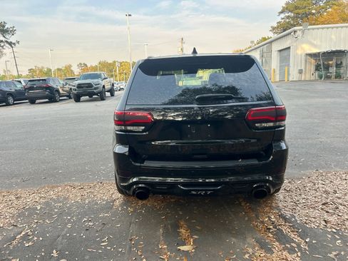 Used 2017 Jeep Grand Cherokee SRT image 3