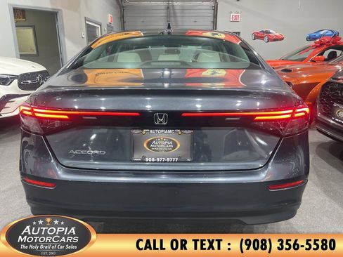 Used 2024 Honda Accord EX image 3