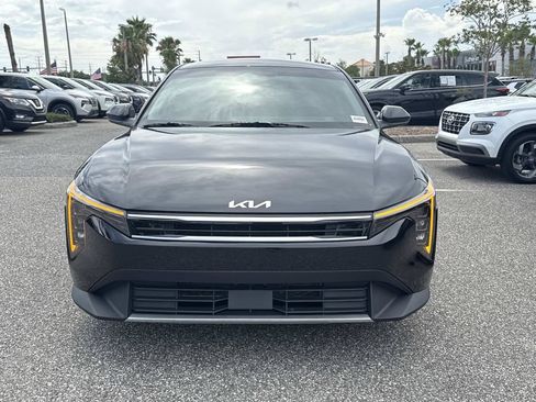 Used 2025 Kia K4 FWD image 9