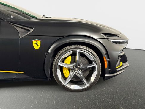 Used 2024 Ferrari Purosangue image 22
