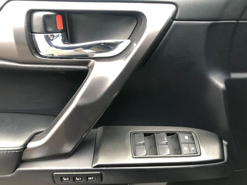 Used 2022 Lexus GX 460 image 11