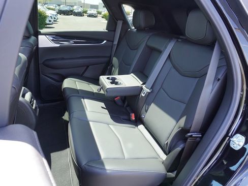 New 2025 Cadillac XT5 Premium Luxury w/ Technology Package image 9