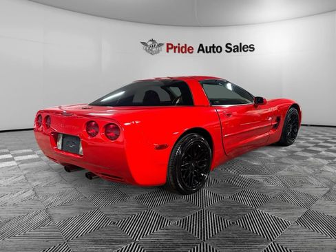 Used 1998 Chevrolet Corvette Coupe w/ Roof Pkg image 4