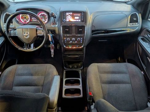 Certified 2020 Dodge Grand Caravan SE image 26