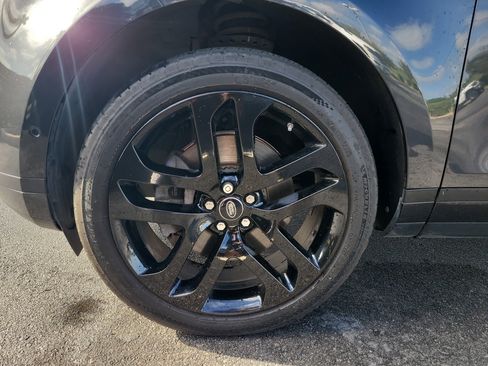 Used 2020 Land Rover Range Rover Evoque SE AWD/4WD image 9