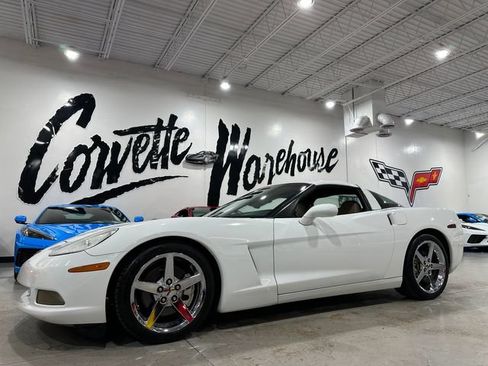 Used 2007 Chevrolet Corvette Coupe w/ Preferred Equipment Group RWD image 20