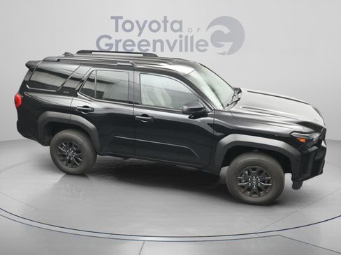 Used 2025 Toyota 4Runner SR5 AWD/4WD image 16