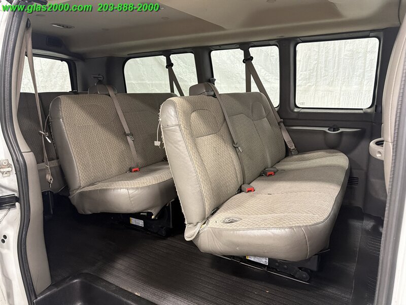 Used 2019 Chevrolet Express 2500 LS w/ Driver Convenience Package RWD image 9