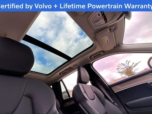 Certified 2025 Volvo XC90 B6 Plus image 21