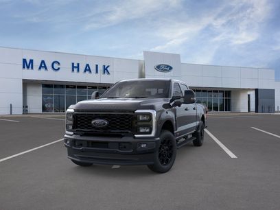 New 2026 Ford F250 Lariat w/ Black Appearance Package