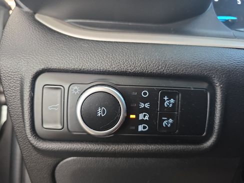 Used 2023 Ford Explorer XLT w/ Equipment Group 202A RWD image 25