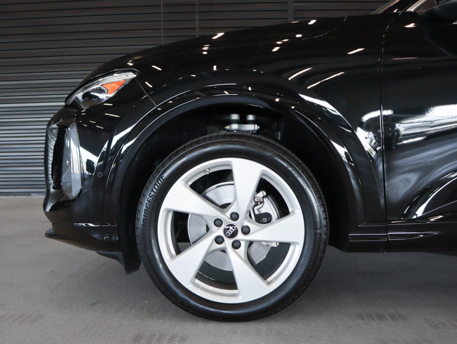 Used 2025 Audi Q5 Premium w/ Premium Plus AWD/4WD image 5