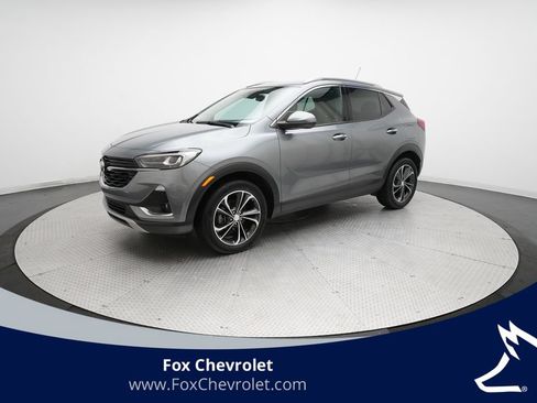 Used 2020 Buick Encore GX Essence FWD image 1