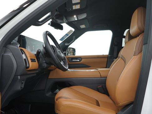 Certified 2025 Nissan Armada SL AWD/4WD image 25
