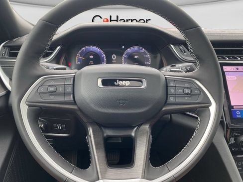 New 2025 Jeep Grand Cherokee L Limited w/ Black Appearance Package AWD/4WD image 32